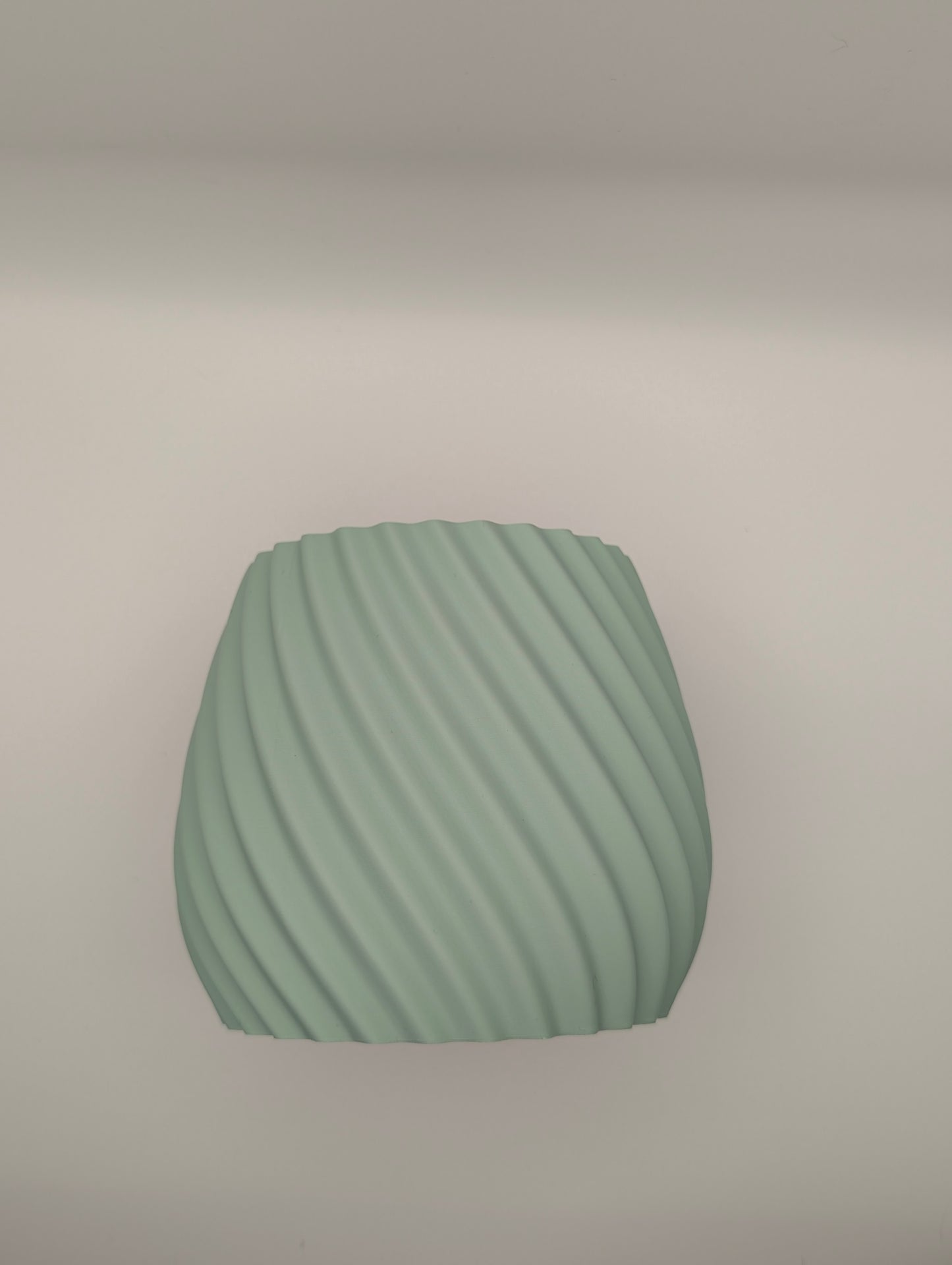 Short Twist Vase