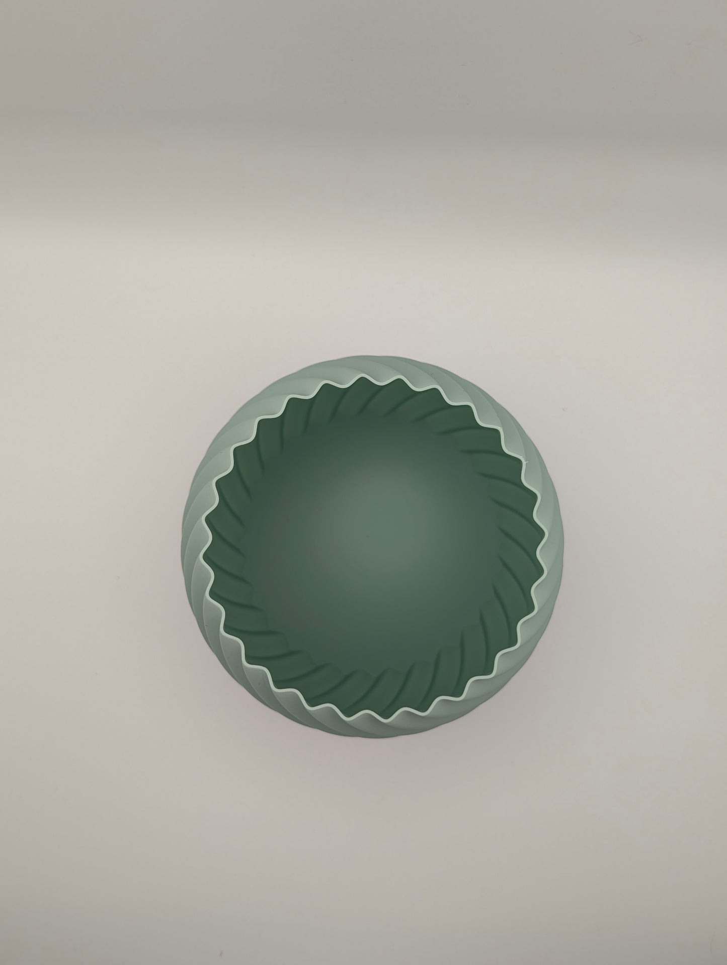 Short Twist Vase