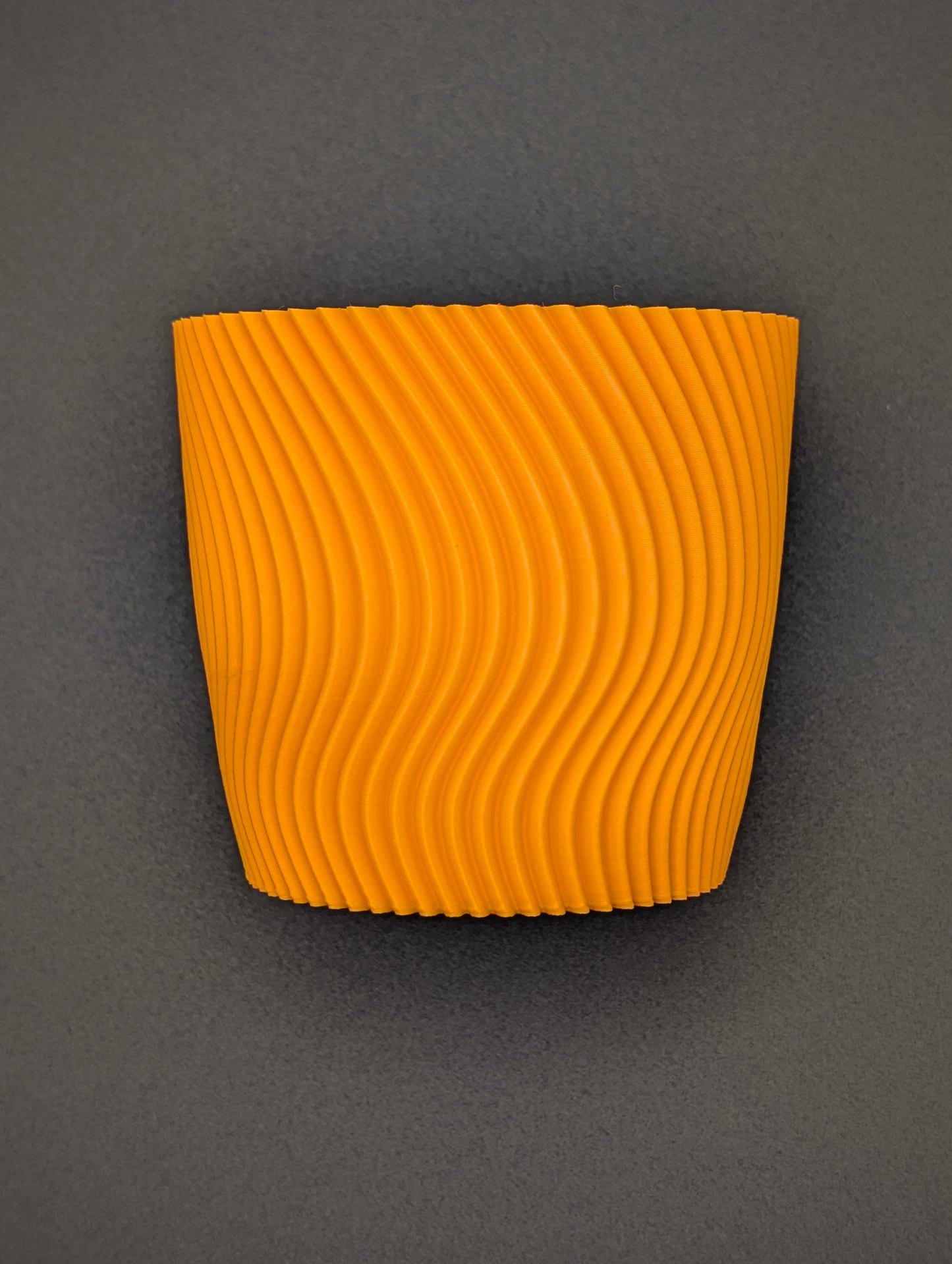 Wavy Pot